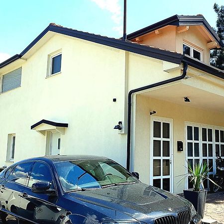 Jacuzzi Penthouse Apartment ماتولي المظهر الخارجي الصورة