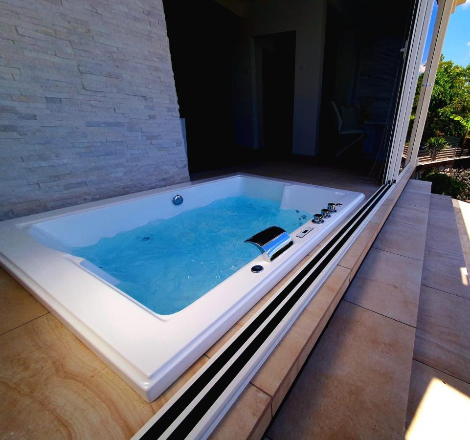 Jacuzzi Penthouse Apartment ماتولي المظهر الخارجي الصورة