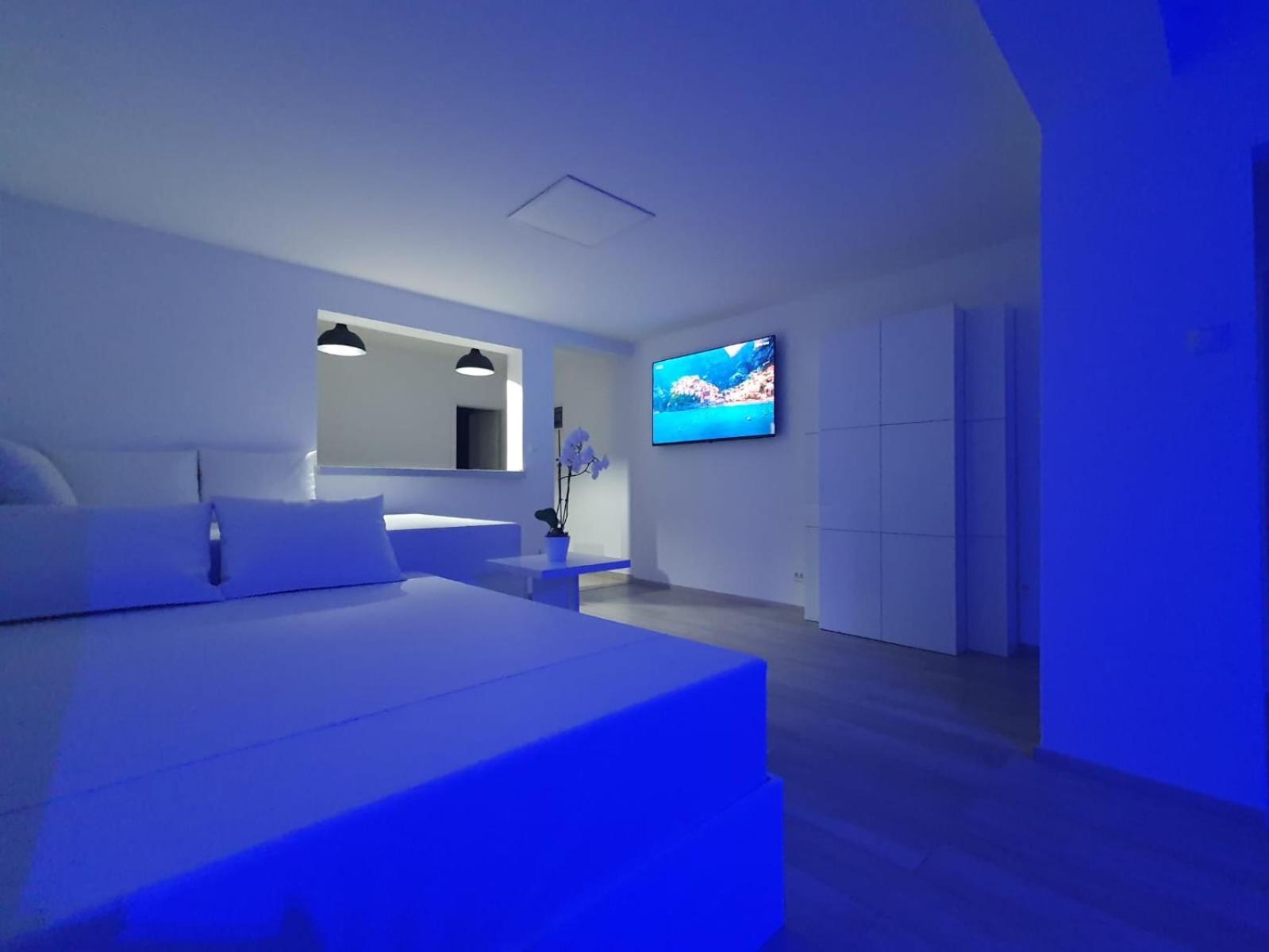 Jacuzzi Penthouse Apartment ماتولي المظهر الخارجي الصورة