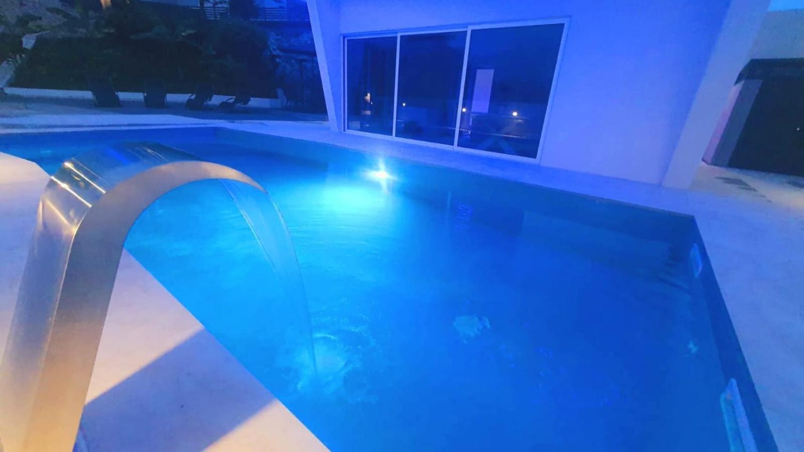 Jacuzzi Penthouse Apartment ماتولي المظهر الخارجي الصورة