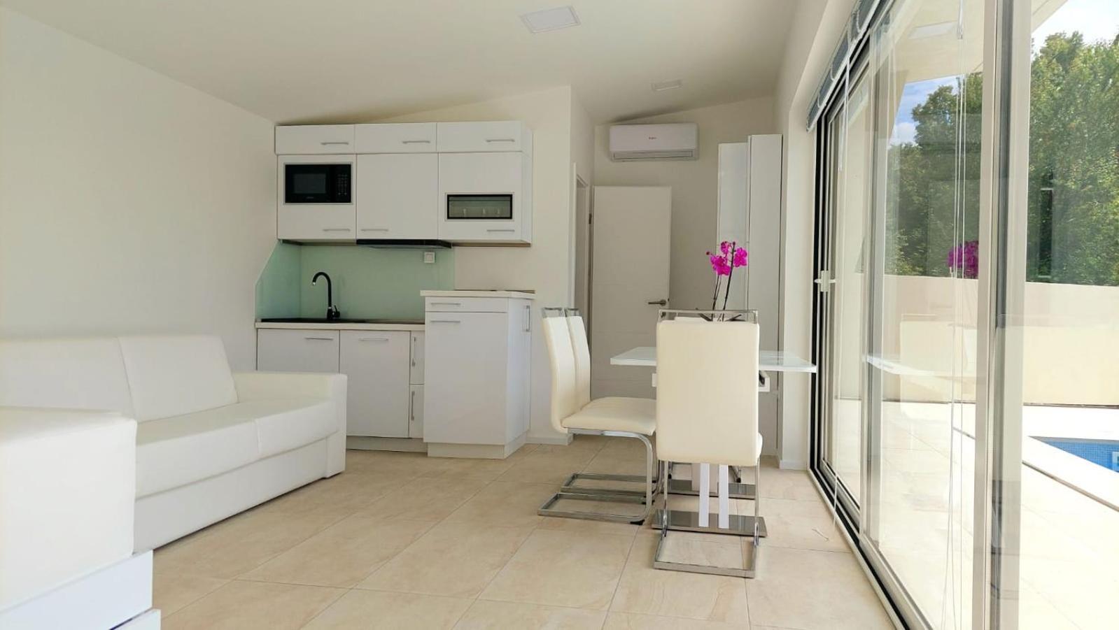 Jacuzzi Penthouse Apartment ماتولي المظهر الخارجي الصورة