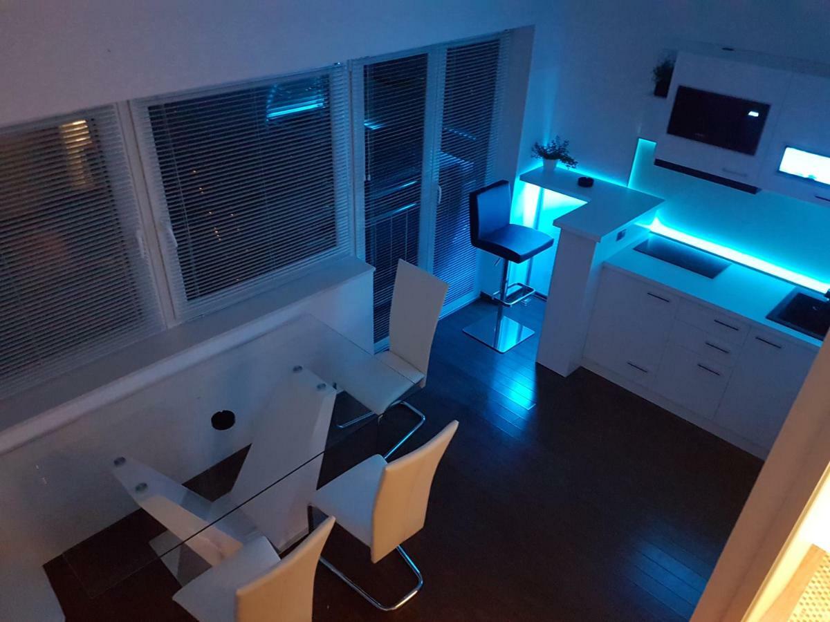 Jacuzzi Penthouse Apartment ماتولي المظهر الخارجي الصورة